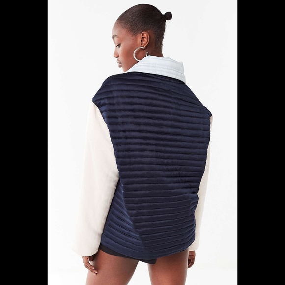 UO Quilted Satin Colorblock Jacket - Picture 2 of 4